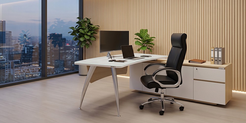 Bàn giám đốc gỗ là sự lựa chọn tốt 