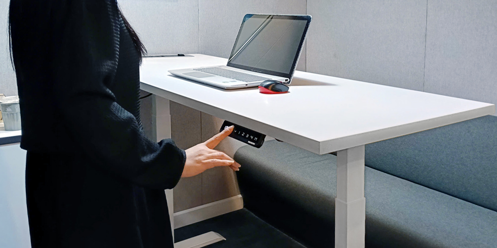 Bàn nâng hạ điện The Mia