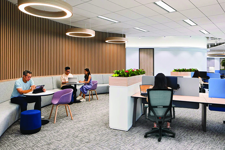 Hướng dẫn chọn ghế công thái học phù hợp dáng người và không gian